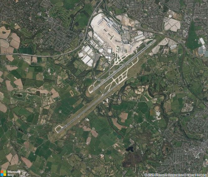 Взлётно-посадочная полоса Manchester Airport