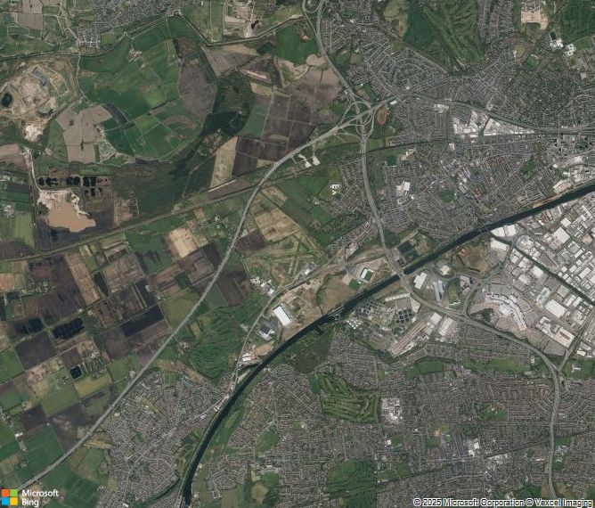 Взлётно-посадочная полоса Manchester Barton Airport