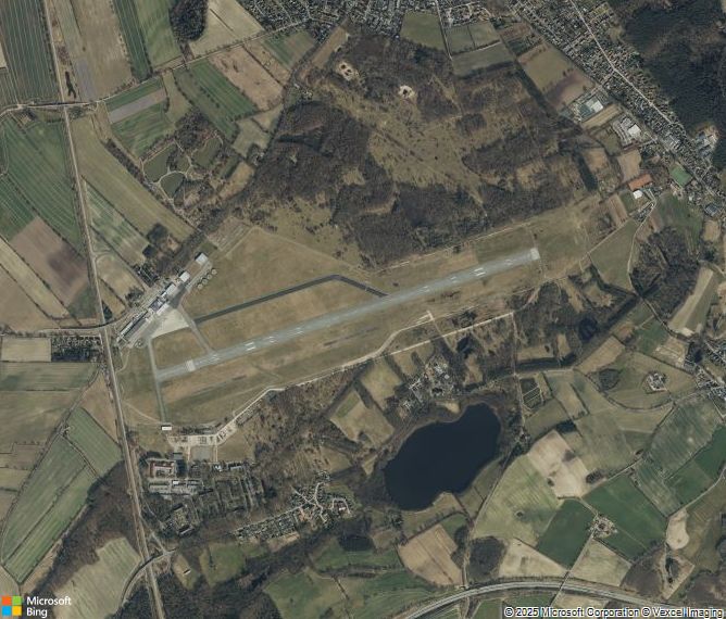 Взлётно-посадочная полоса Lubeck Airport