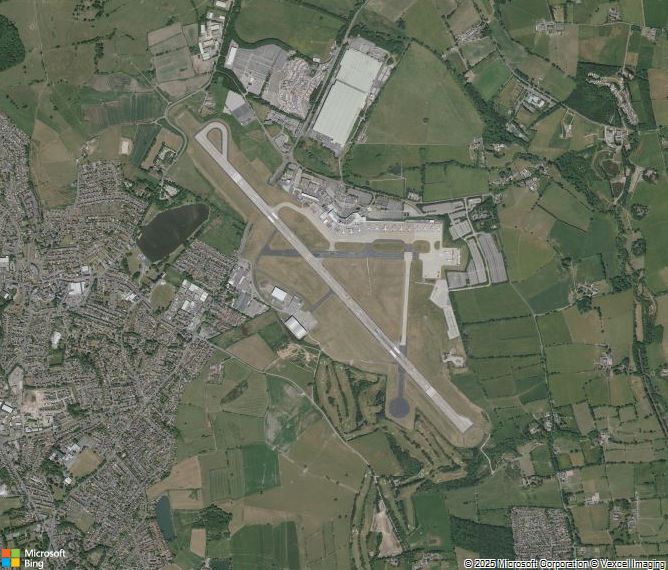 Взлётно-посадочная полоса Leeds Bradford Airport
