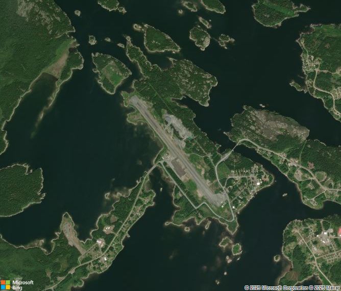 Взлётно-посадочная полоса Gods Lake Narrows Airport