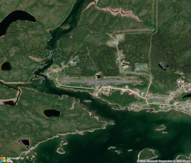 Взлётно-посадочная полоса Gods River Airport