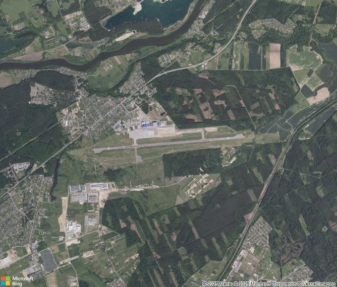 Взлётно-посадочная полоса Kaunas Airport