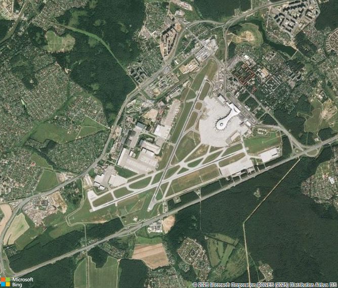Взлётно-посадочная полоса Moscow Vnukovo International Airport