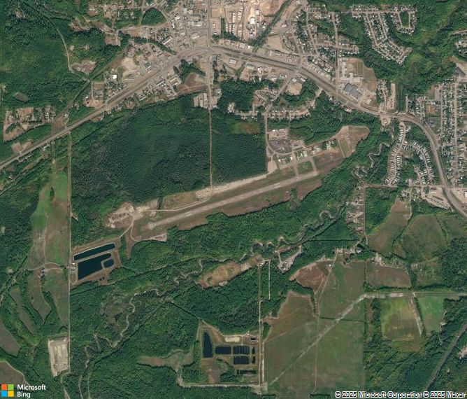 Взлётно-посадочная полоса Chetwynd Airport