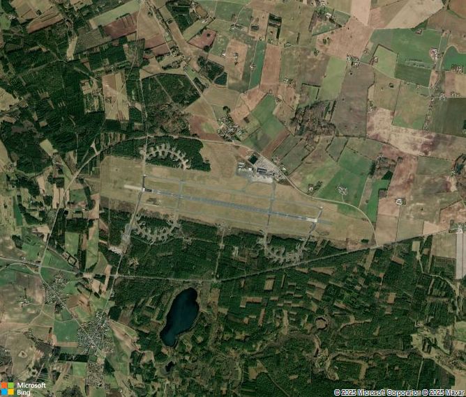 Взлётно-посадочная полоса Aarhus Airport