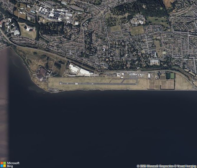 Взлётно-посадочная полоса Dundee Airport