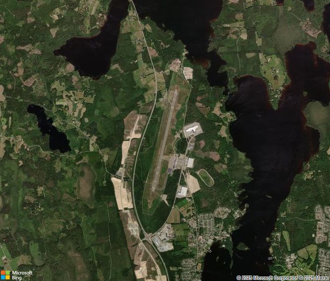 Взлётно-посадочная полоса Vaxjo Smaland Airport