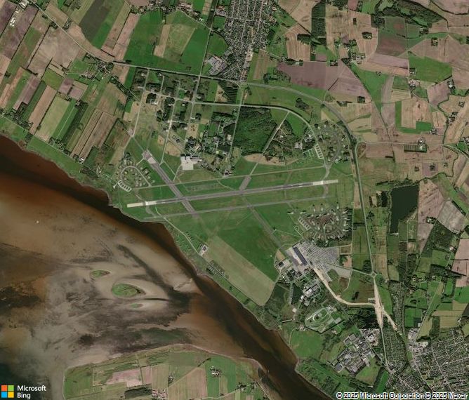 Взлётно-посадочная полоса Aalborg Airport