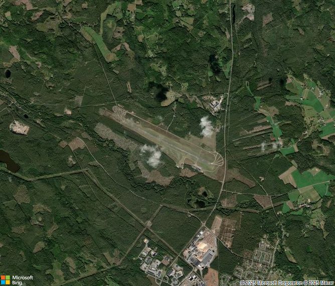 Взлётно-посадочная полоса Hultsfred Airport