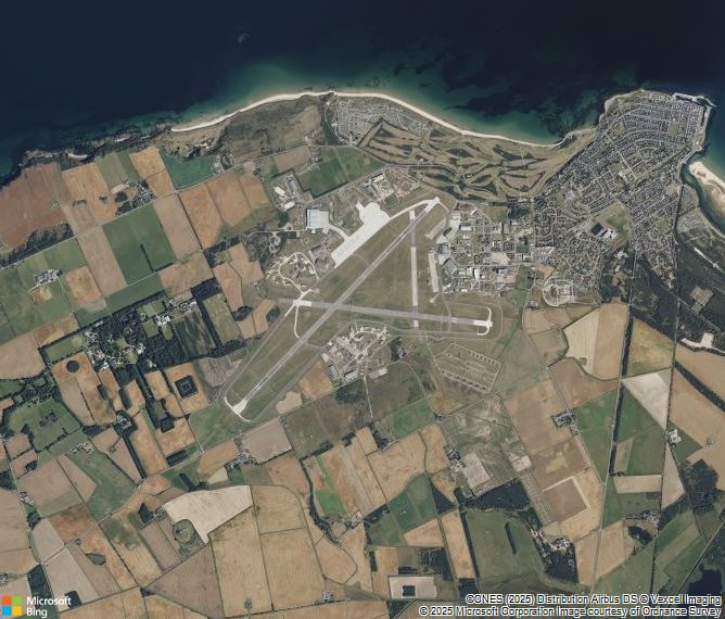 Взлётно-посадочная полоса RAF Lossiemouth