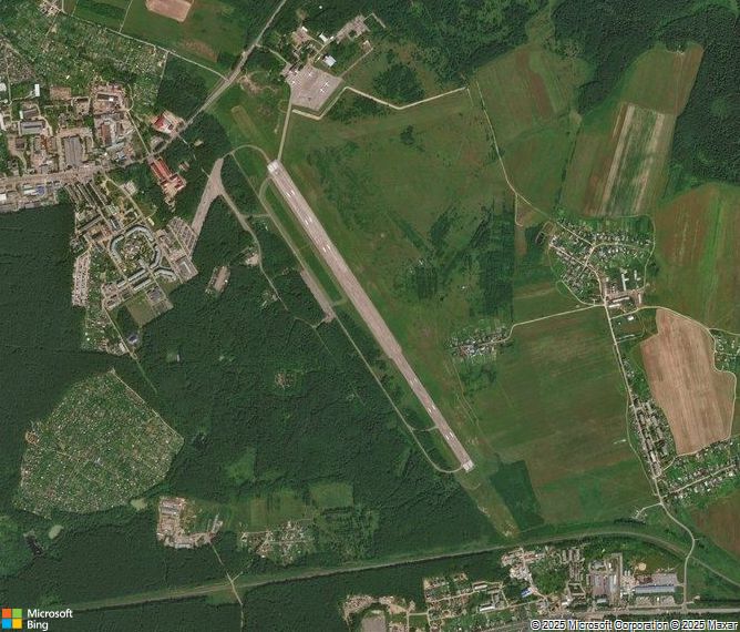 Взлётно-посадочная полоса Kostroma Airport