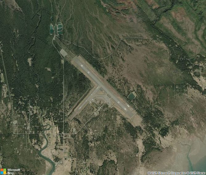 Взлётно-посадочная полоса Gustavus Airport