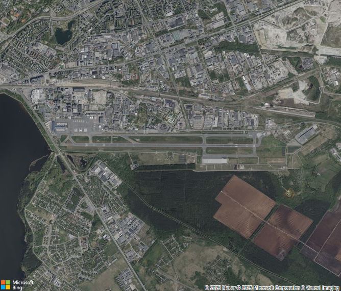 Взлётно-посадочная полоса Tallinn Lennart Meri Airport