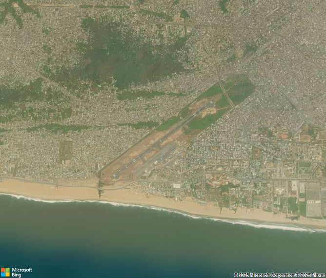 Взлётно-посадочная полоса Cotonou Cadjehoun Airport