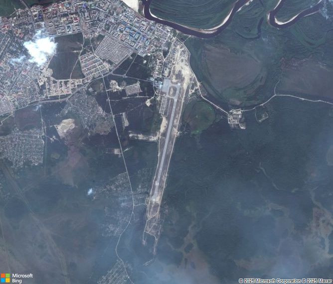 Взлётно-посадочная полоса Uray Airport