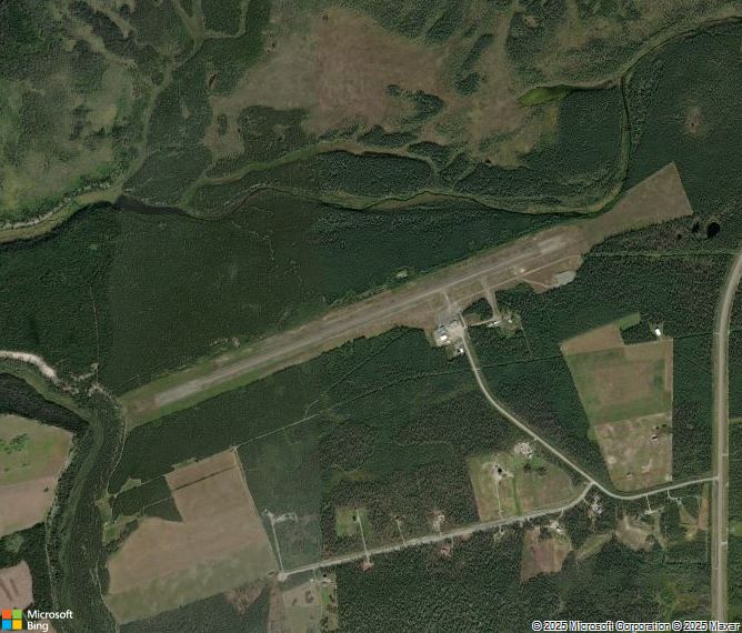 Взлётно-посадочная полоса Haines Junction Airport
