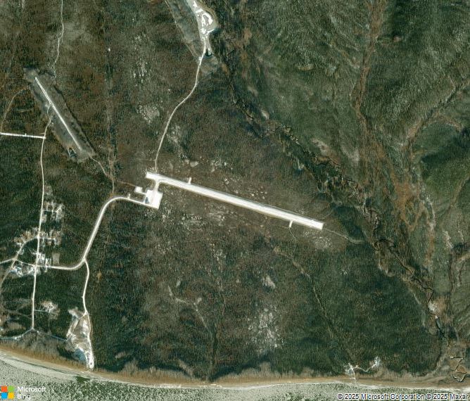 Взлётно-посадочная полоса Chuathbaluk Airport
