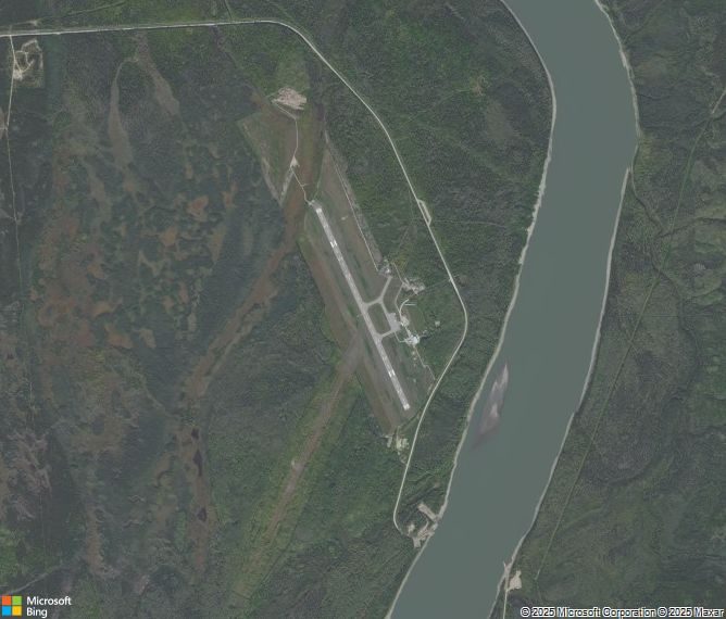 Взлётно-посадочная полоса Fort Simpson Airport