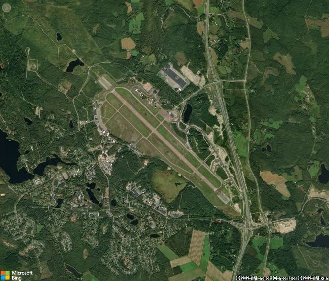 Взлётно-посадочная полоса Jyvaskyla Airport
