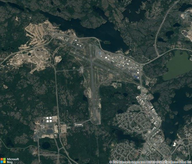 Взлётно-посадочная полоса Yellowknife Airport
