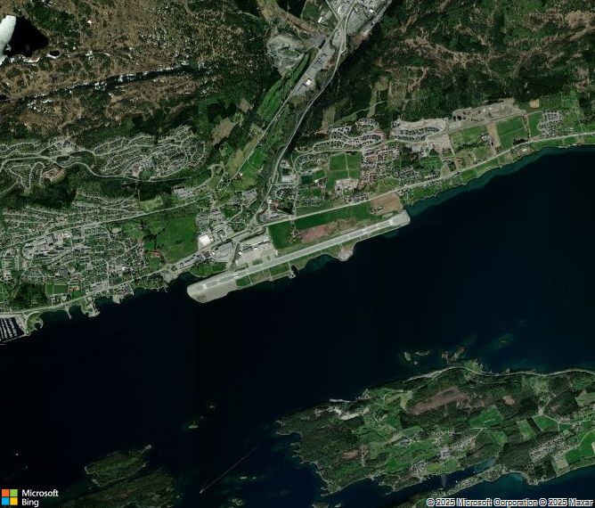 Взлётно-посадочная полоса Molde Aro Airport