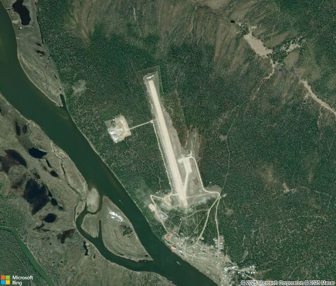 Взлётно-посадочная полоса White Mountain Airport