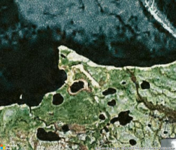 Взлётно-посадочная полоса Colville Lake Airport