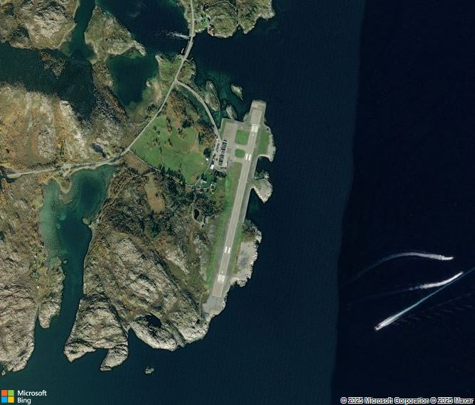 Взлётно-посадочная полоса Svolvaer Helle Airport