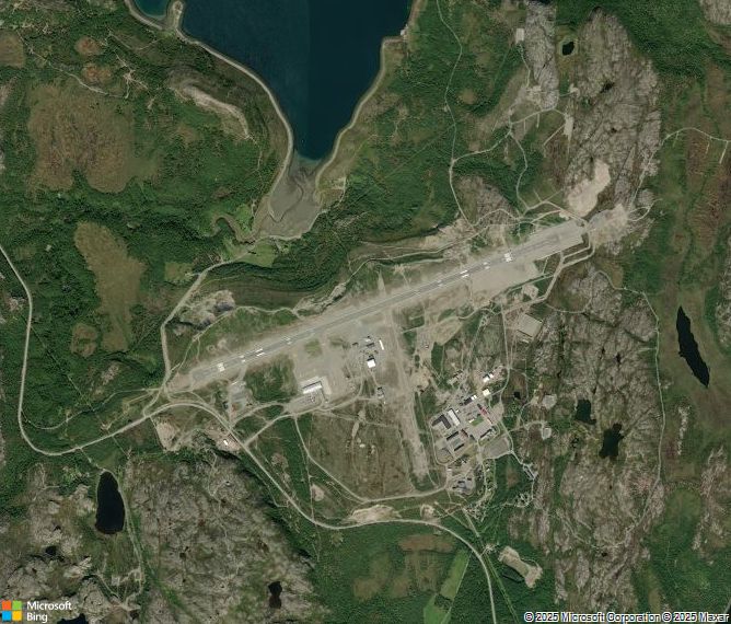 Взлётно-посадочная полоса Kirkenes Hoybuktmoen Airport