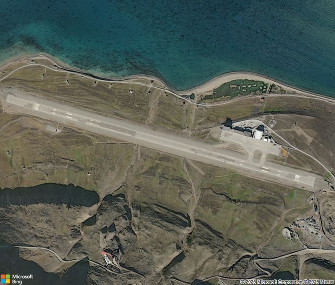 Взлётно-посадочная полоса Longyearbyen Svalbard Airport