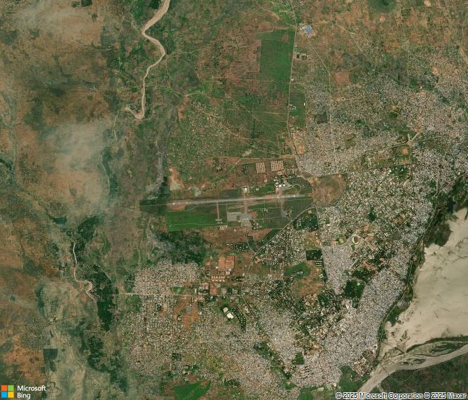 Взлётно-посадочная полоса Garoua International Airport