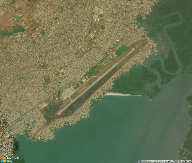 Взлётно-посадочная полоса Conakry International Airport